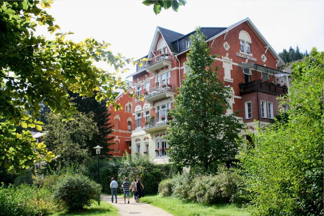 Hotel-Pension Schloss -Miramar 巴特埃尔斯特 外观 照片